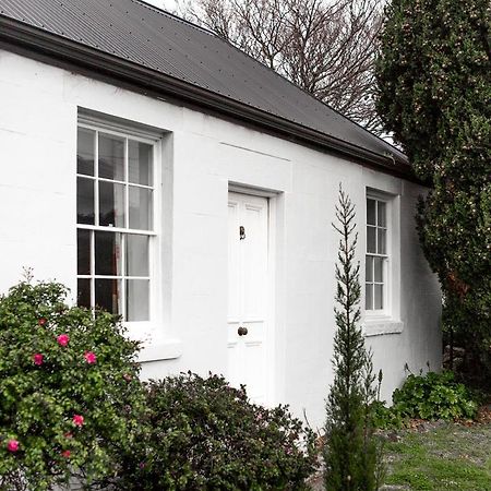 Gaol House Cottages Бичено Экстерьер фото