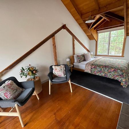 Gaol House Cottages Бичено Экстерьер фото